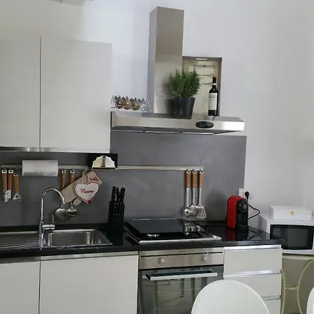 Dimora Del Vicolo Appartamento Cernobbio