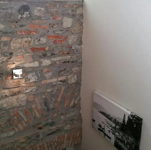 Dimora Del Vicolo Giglio Apartment